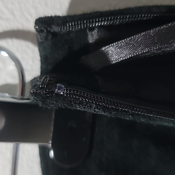 CAbi 8 Black Suede A-line Mid Calf Skirt Fall Western Boho Minimalist Fall Dress - Picture 7 of 12